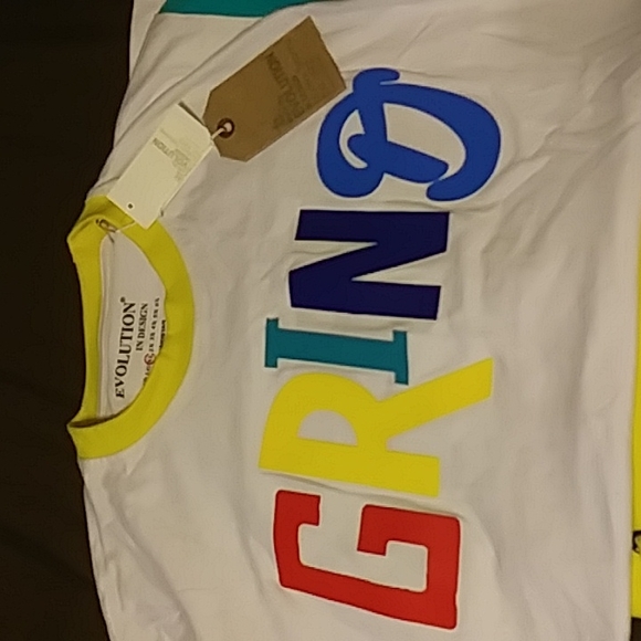 Shirt and shorts set. Evolution - Picture 2 of 4